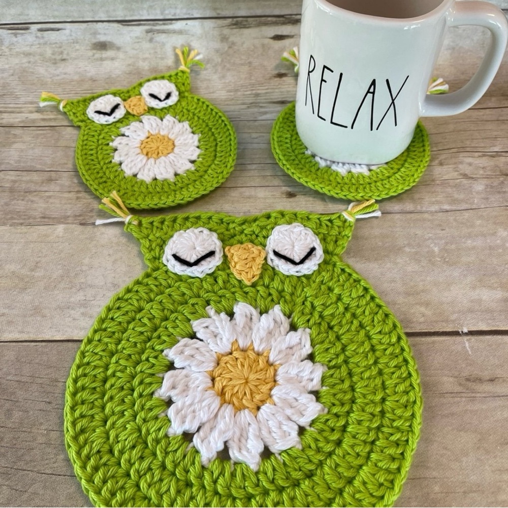 Hot Pad/Trivet & Two Coasters New Handmade Crochet Daisy Owl - Picture 8 of 8